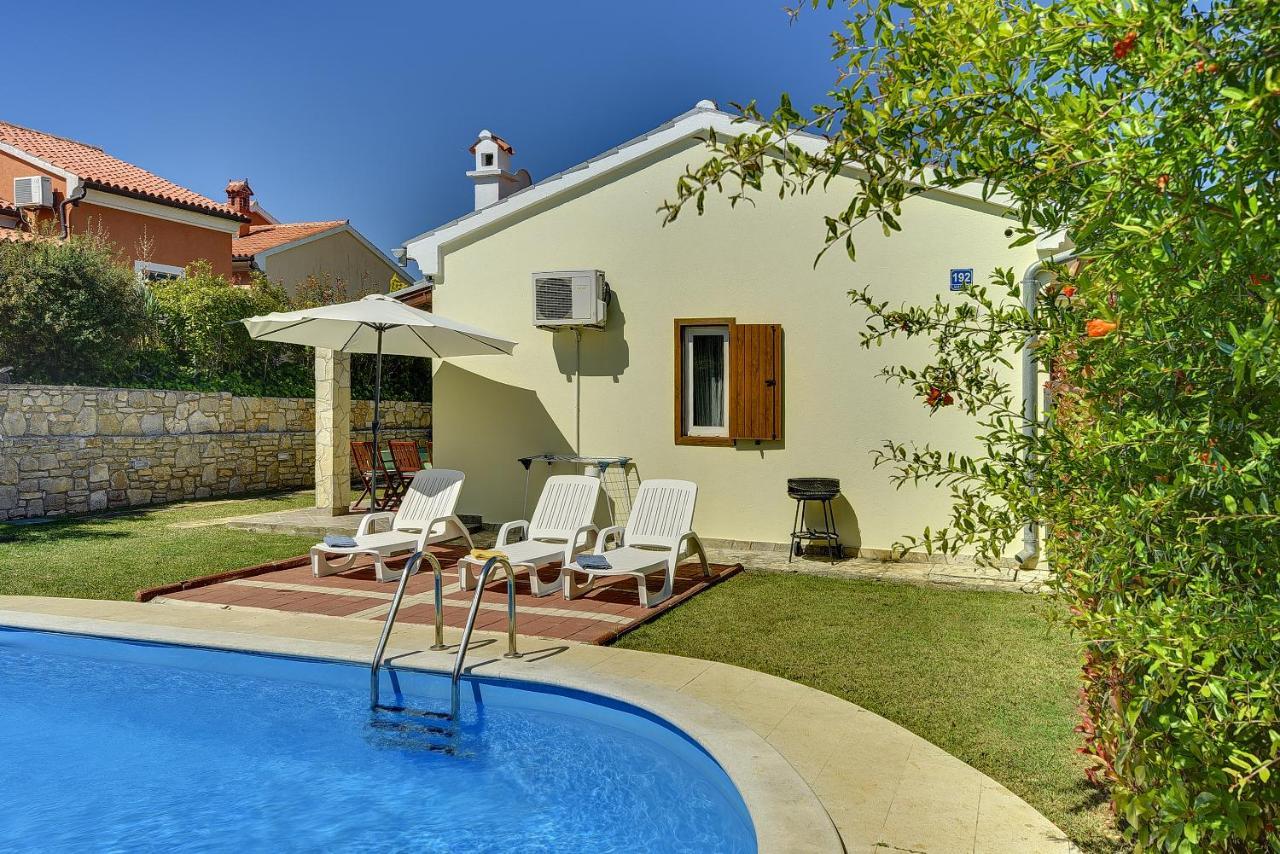 Villa Helena Банджоле Экстерьер фото